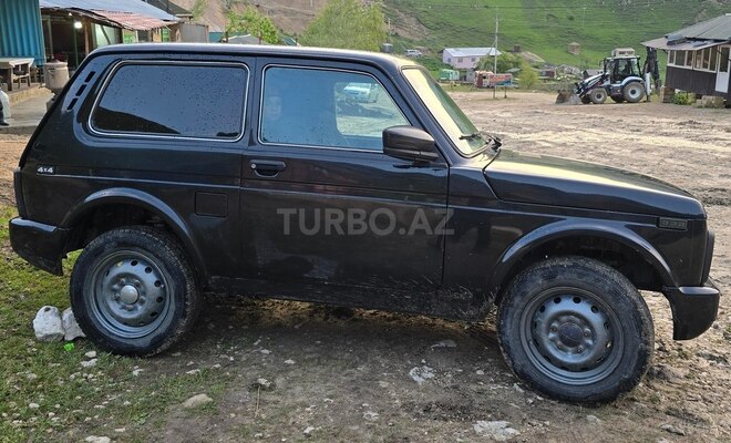 LADA (VAZ) Niva 1999, 125,000 km - 1.7 л - Qusar