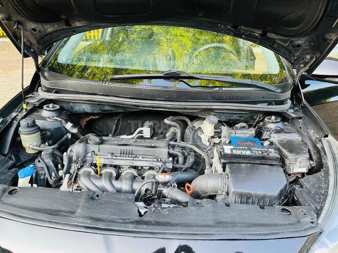 Hyundai Accent 2010, 218,353 km - 1.4 l - Masallı