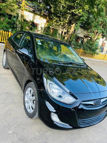 Hyundai Accent 2010, 218,353 km - 1.4 l - Masallı