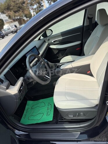 Hyundai Sonata-8