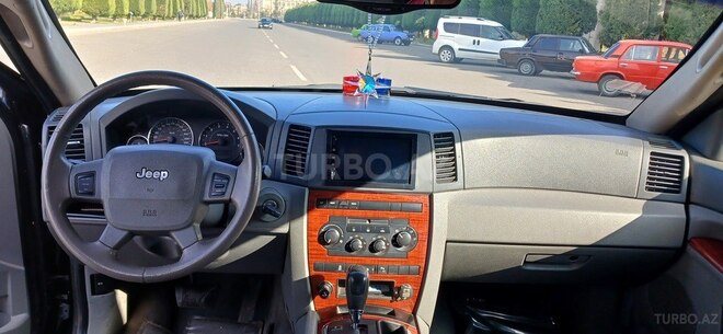 Jeep Grand Cherokee 2006, 300,000 km - 4.7 l - Gəncə