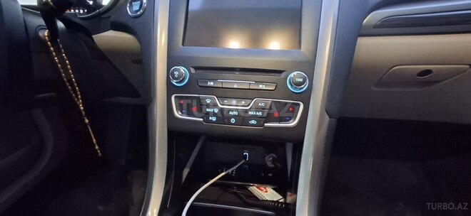 Ford Fusion (North America) 2018, 204,387 km - 1.5 l - Bakı