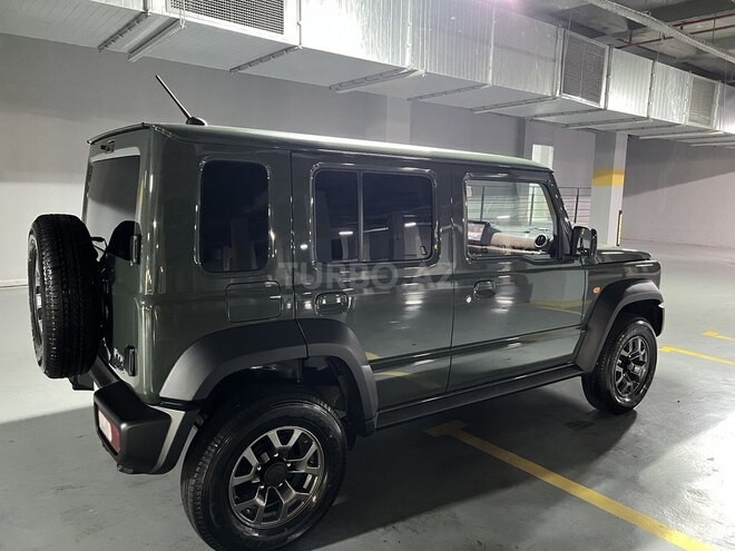 Suzuki Jimny-4