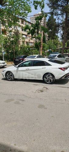 Hyundai Elantra 2024, 1,600 km - 1.6 л - Bakı