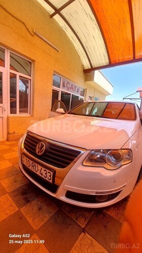 Volkswagen Passat 2005, 282,000 km - 2.0 l - Gəncə