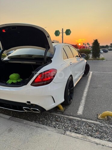 Mercedes C 300-9