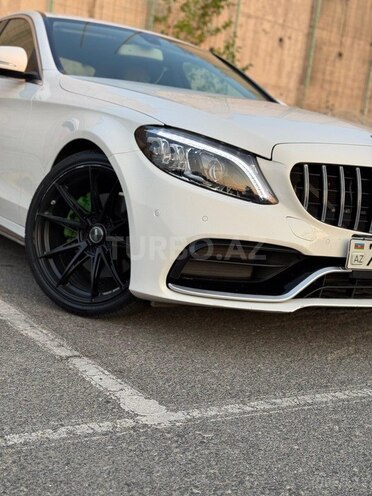 Mercedes C 300-6