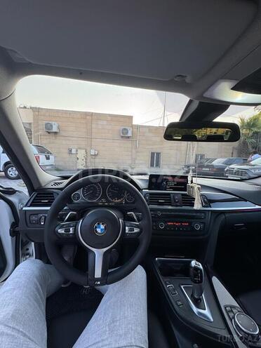 BMW 320-13