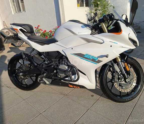 CFMOTO 250 SR 2024, 10,000 km - 0.3 l - Astara