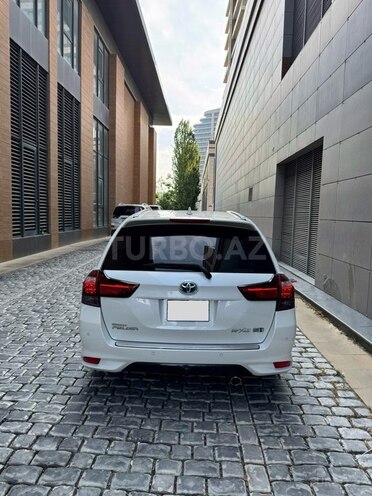 Toyota Corolla Fielder 2019, 115,000 km - 1.5 l - Bakı