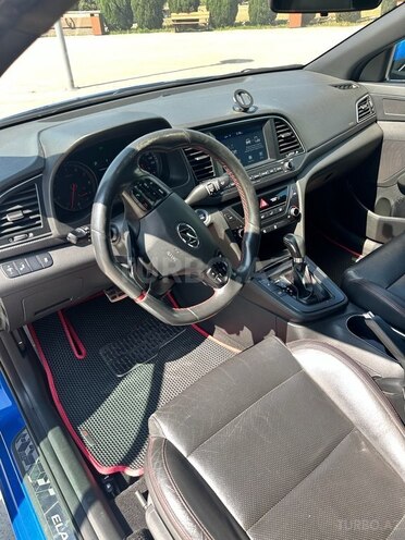Hyundai Elantra 2018, 115,068 km - 1.6 л - Şəmkir