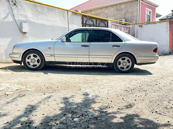 Mercedes E 220 d 1998, 125,000 km - 2.2 l - Bakı