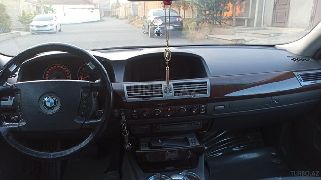 BMW 745 2002, 312,000 km - 4.4 l - Sumqayıt