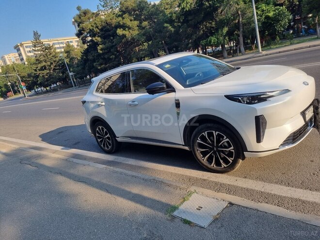 Changan Qiyuan A05 2025, 2,500 km - 1.5 л - Bakı