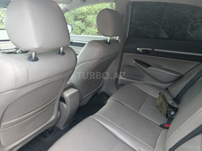 Honda Civic-10