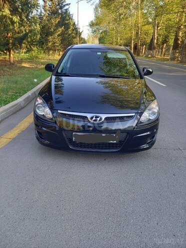 Hyundai i30 2009, 330,000 km - 1.4 l - Mingəçevir