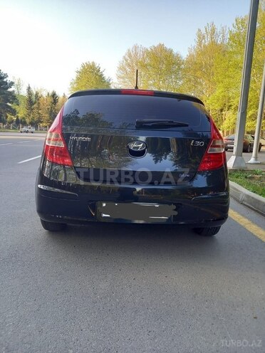 Hyundai i30 2009, 330,000 km - 1.4 l - Mingəçevir