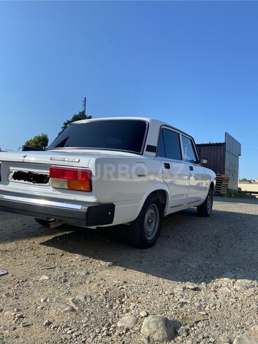 LADA (VAZ) 2107 2009, 95,800 km - 1.6 л - 