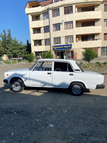 LADA (VAZ) 2107 2009, 95,800 km - 1.6 л - 