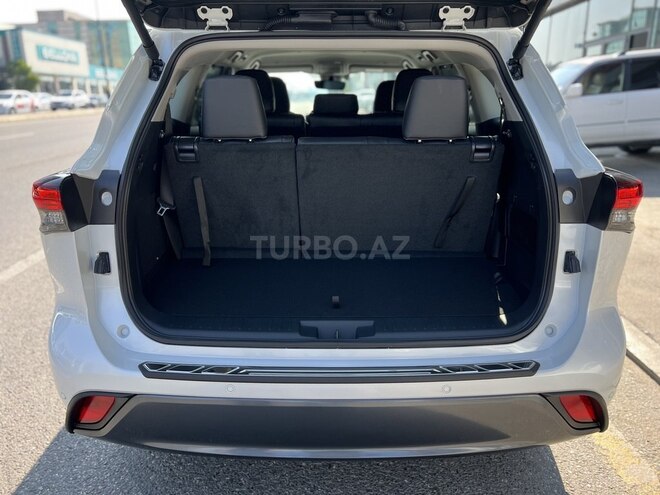 Toyota Highlander-11