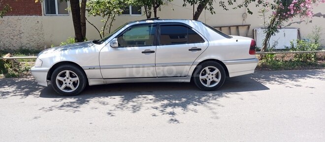 Mercedes C 180 1995, 394,084 km - 1.8 л - Qazax