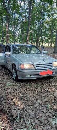 Mercedes C 180 1995, 394,084 km - 1.8 л - Qazax