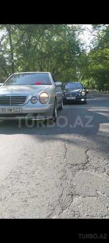 Mercedes E 240 2001, 400,100 km - 2.6 л - Zaqatala