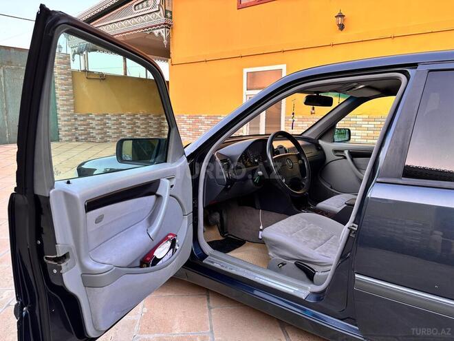 Mercedes C 240 1999, 348,000 km - 2.4 l - Neftçala