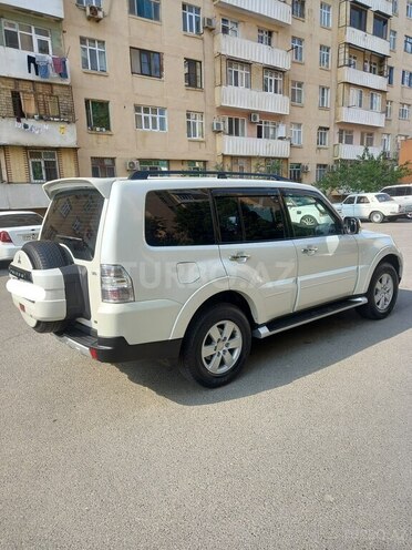 Mitsubishi Pajero 2008, 210,000 km - 3.0 л - Bakı
