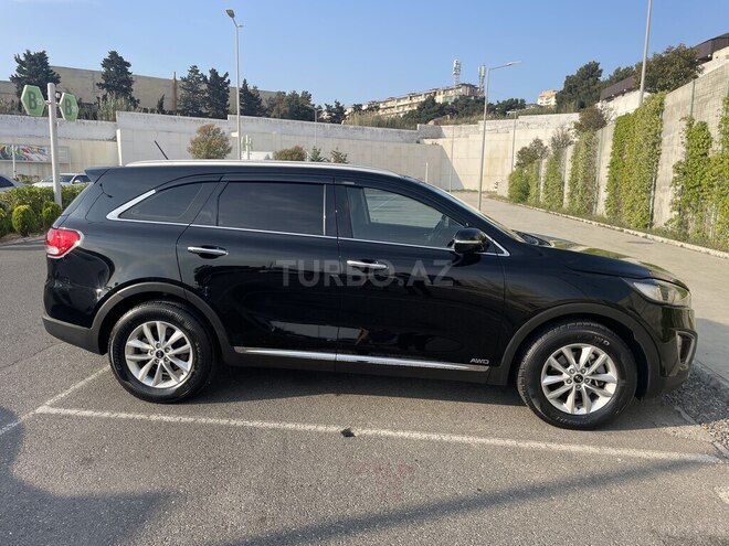 Kia Sorento-11