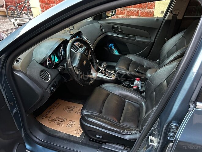 Chevrolet Cruze-4