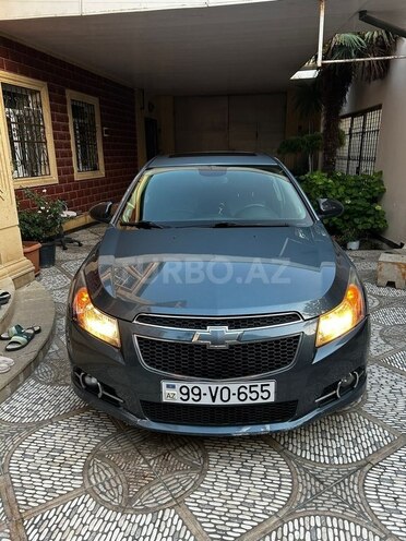 Chevrolet Cruze-1