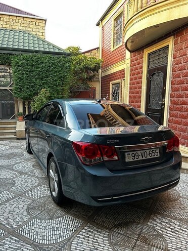 Chevrolet Cruze-2