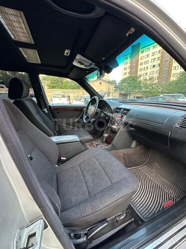 Mercedes C 220 d 2000, 334,000 km - 2.2 l - Bakı