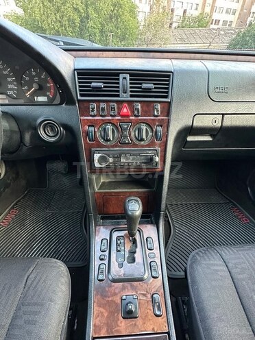 Mercedes C 220 d 2000, 334,000 km - 2.2 l - Bakı