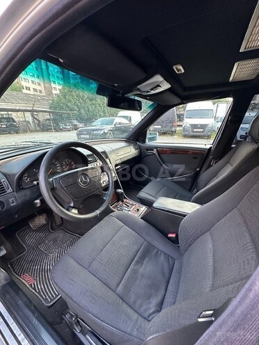 Mercedes C 220 d 2000, 334,000 km - 2.2 l - Bakı
