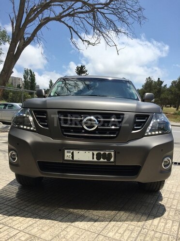 Nissan Patrol 2011, 130,000 km - 5.6 l - Bakı