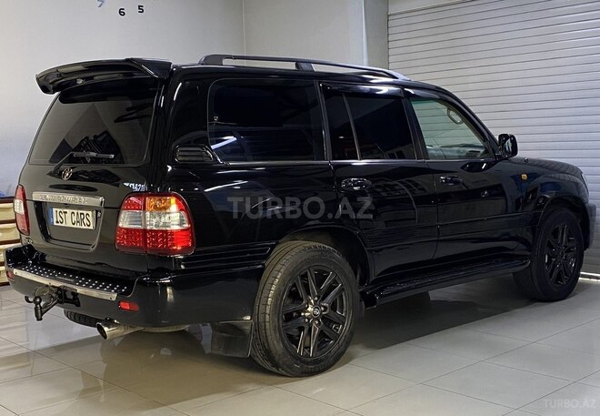 Toyota Land Cruiser-10