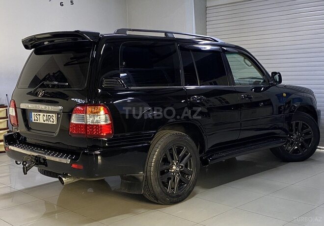 Toyota Land Cruiser-12