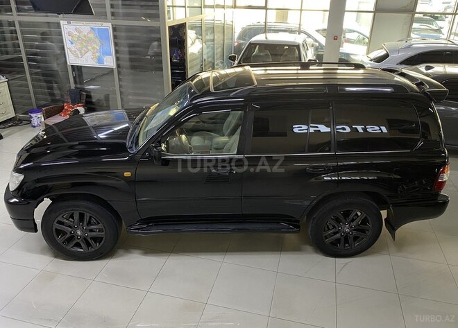 Toyota Land Cruiser-7