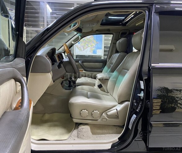 Toyota Land Cruiser-15