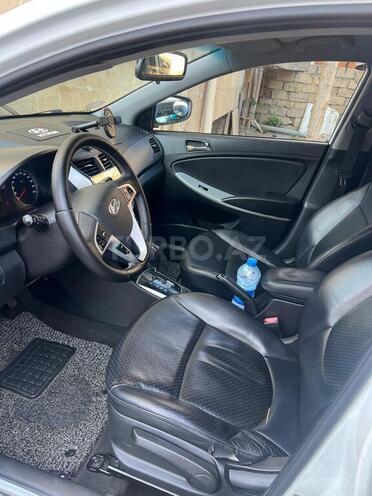 Hyundai Accent 2011, 207,488 km - 1.4 l - Bakı