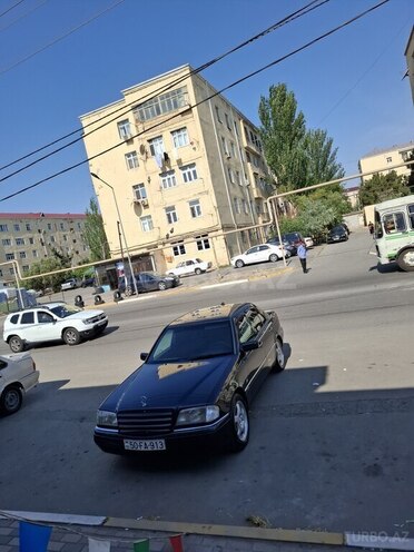 Mercedes C 180 1996, 324,569 km - 1.8 l - Sumqayıt