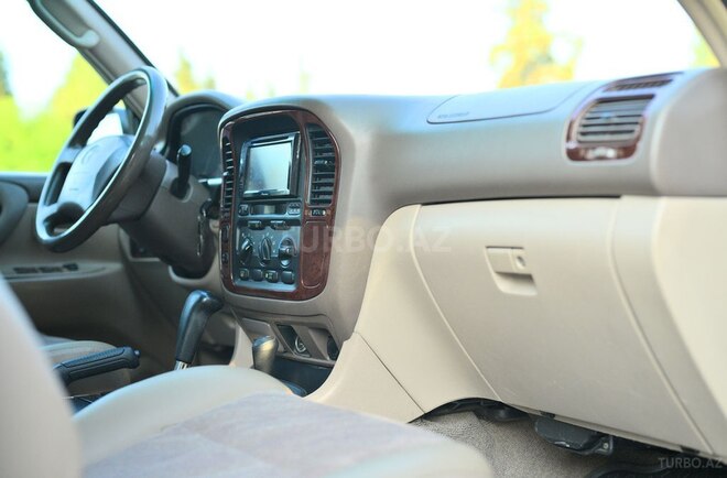 Toyota Land Cruiser 2002, 400,000 km - 4.5 l - İmişli