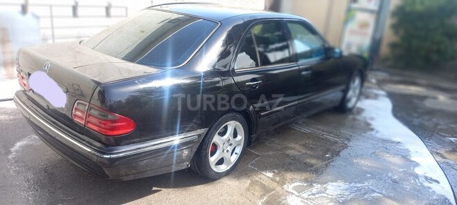 Mercedes E 200 2000, 300,000 km - 2.0 l - Bakı