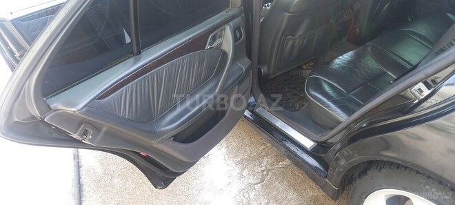 Mercedes E 200 2000, 300,000 km - 2.0 l - Bakı