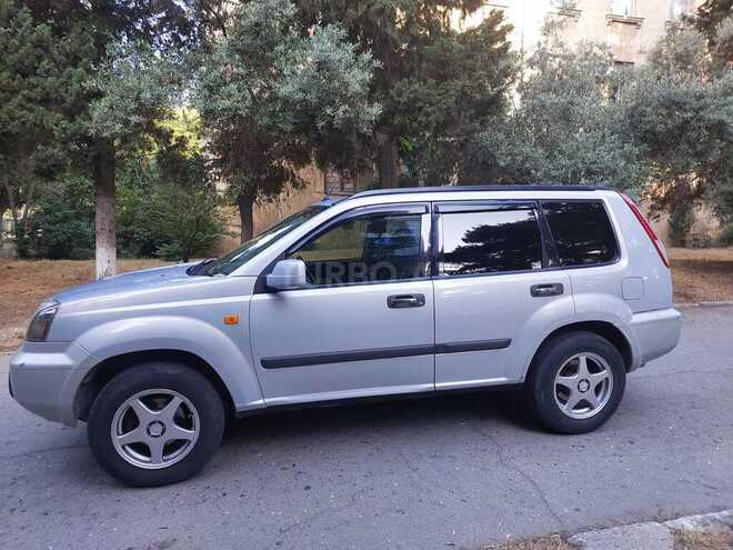 Nissan X-Trail 2000, 272,384 km - 2.0 l - Bakı