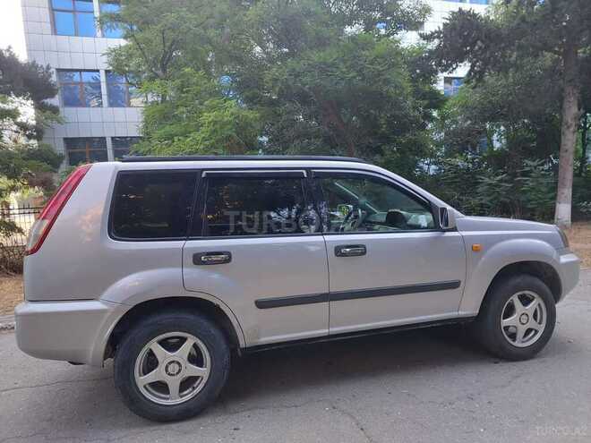 Nissan X-Trail 2000, 272,384 km - 2.0 l - Bakı