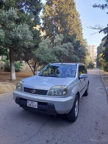 Nissan X-Trail 2000, 272,384 km - 2.0 l - Bakı