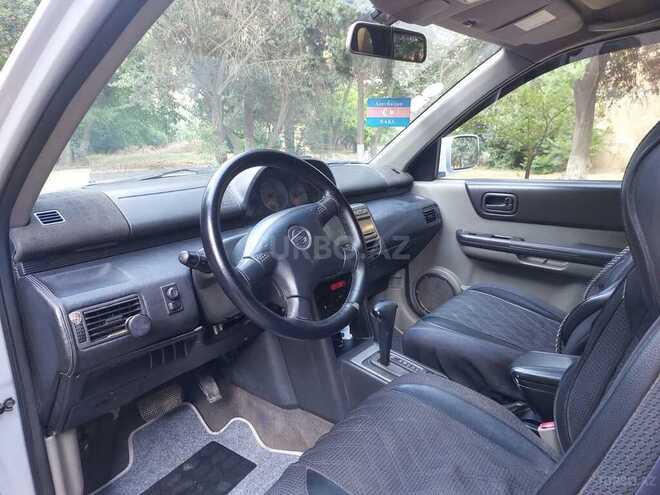 Nissan X-Trail 2000, 272,384 km - 2.0 l - Bakı